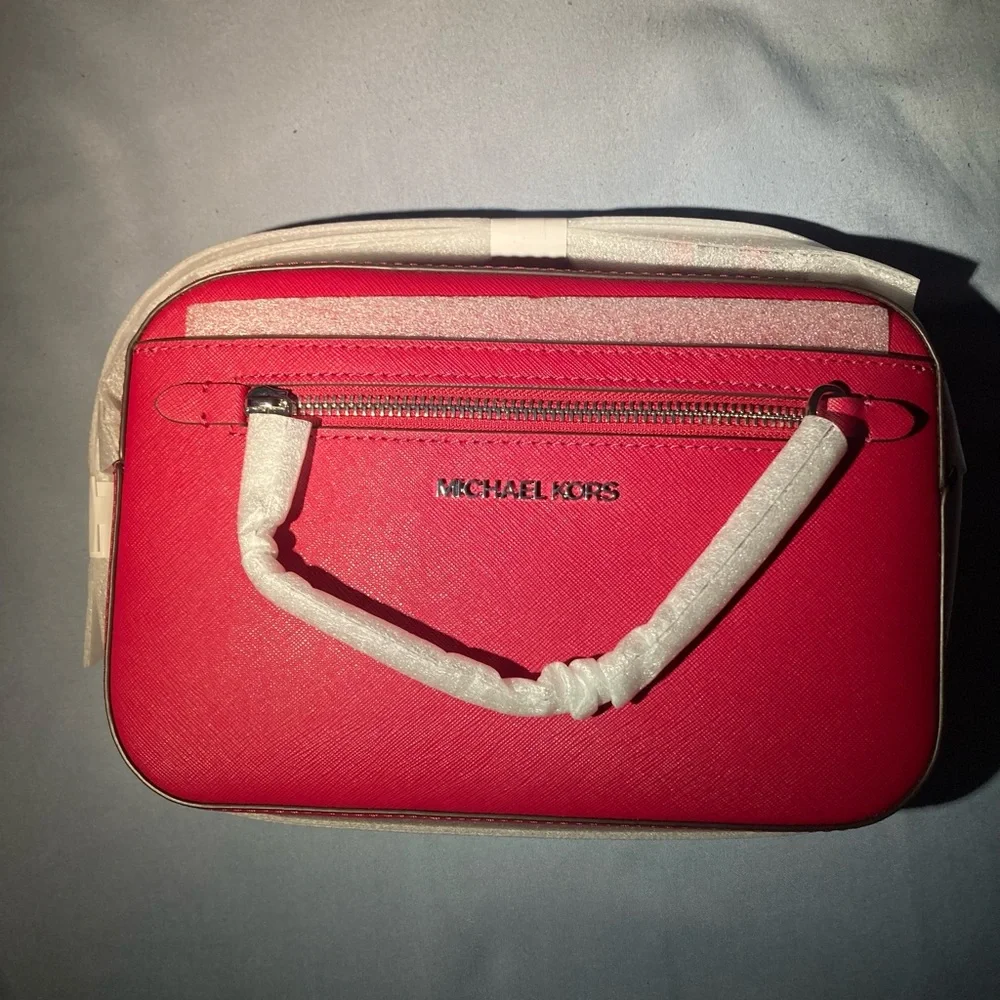 Michael Kors Dark Raspberry Jet Set Leather Crossbody Bag - Picture 2 of 10